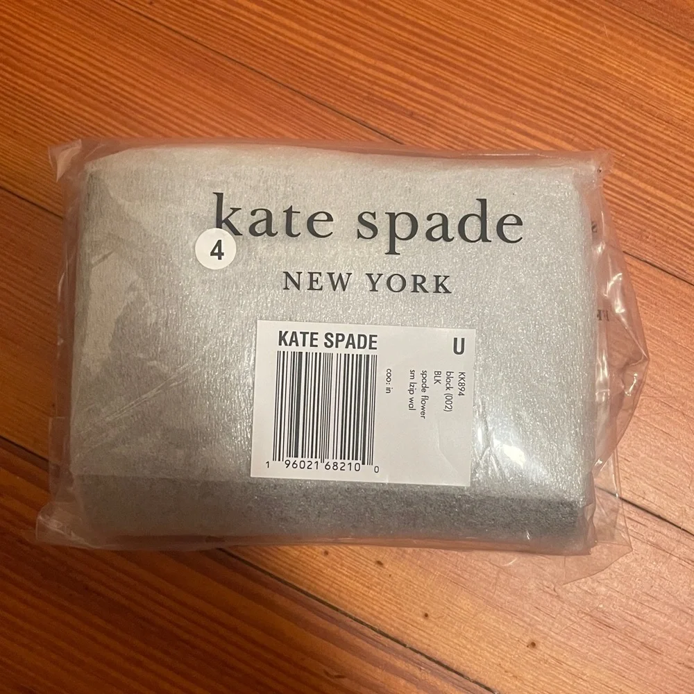 New Kate Spade Spade Flower Small L Zip Wallet